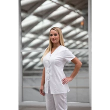 Leona fehér köpeny